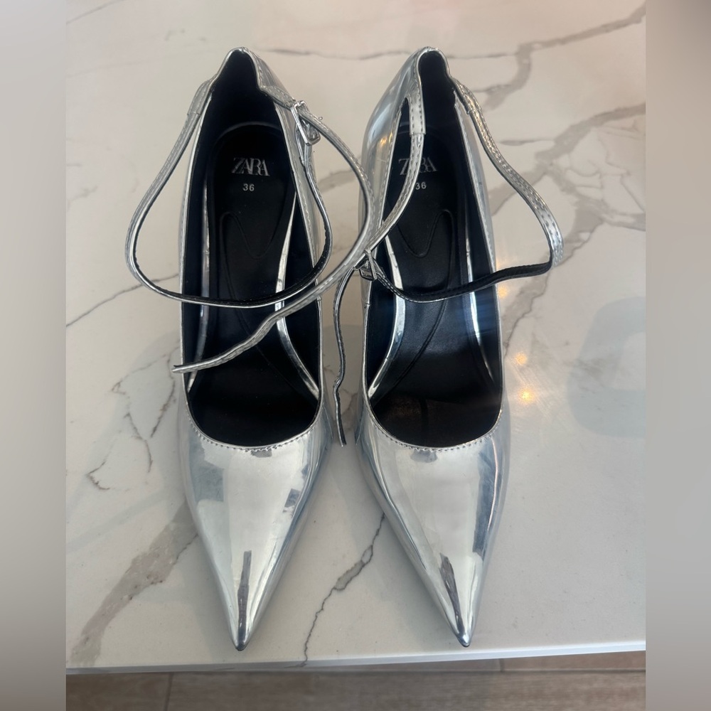 Zara Women's Metallic Silver Heels